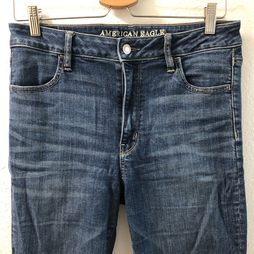 American Eagle size 8 super high-rise jegging